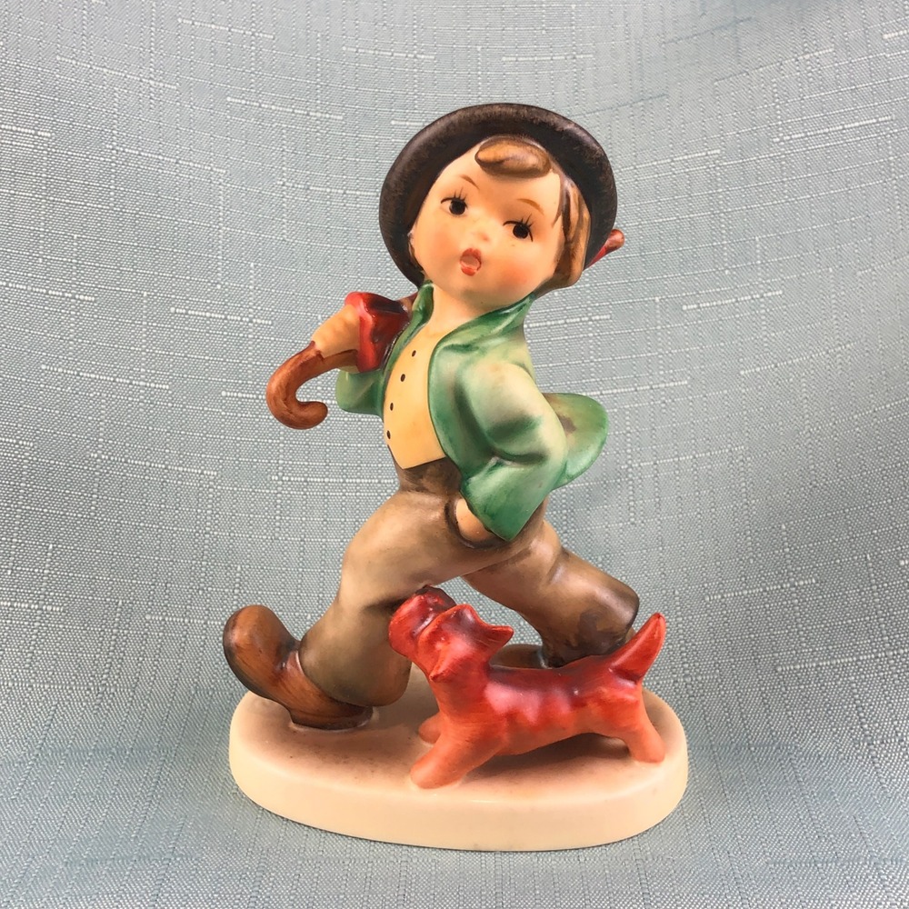 VTG Hummel Goebel "Stolling Along" Figurine 5" TMK 6 #5 Signed with Box